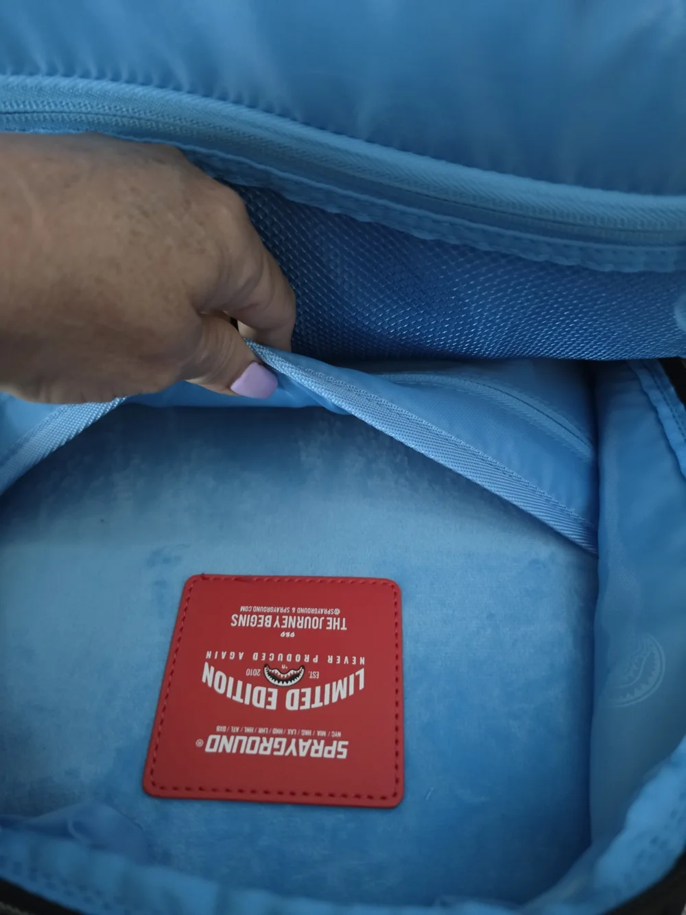 SHARK CENTRAL PASSPORT (BLUE) BACKPACK
